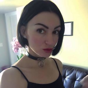 Meet your Posher, Dara